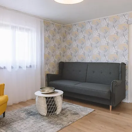 Panorama Apartmanhaz Badacsonytomaj Exterior photo