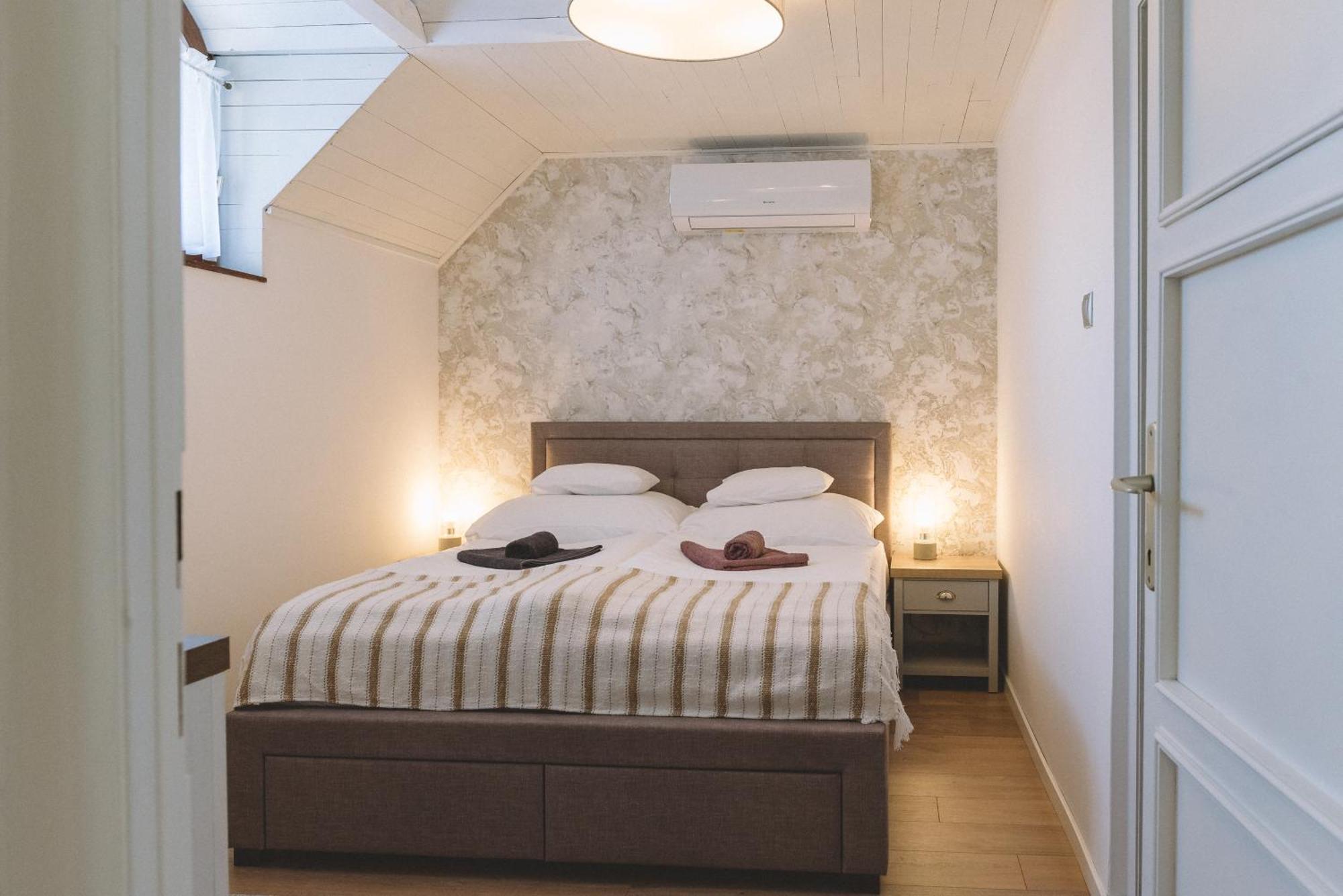 Panorama Apartmanhaz *